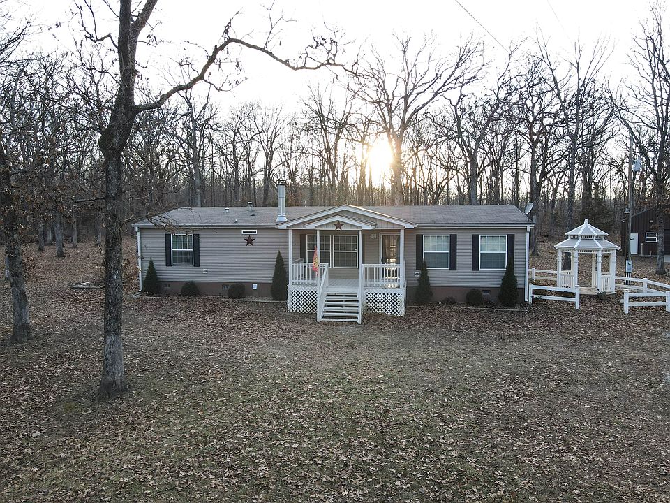 1st image of 4675 SE 201st Rd