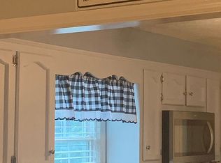 110 Carol Dr, Cochran, GA 31014