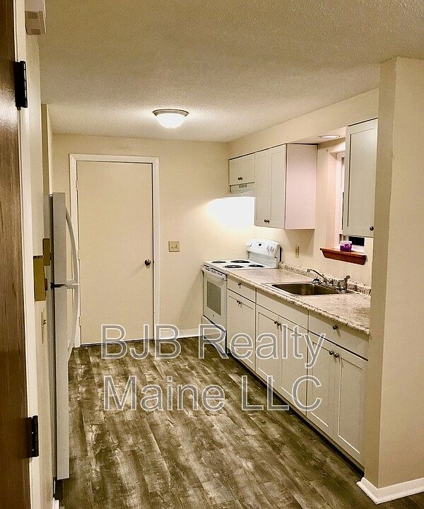 1st image of 395 Lisbon St APT 8