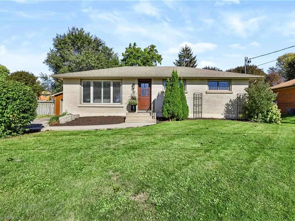 9 Phillip St, Brant, ON N0E 1N0