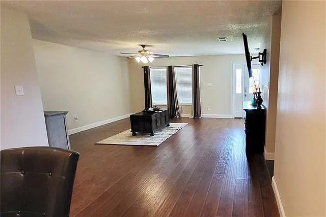 324 River Oaks Dr — Photo 6