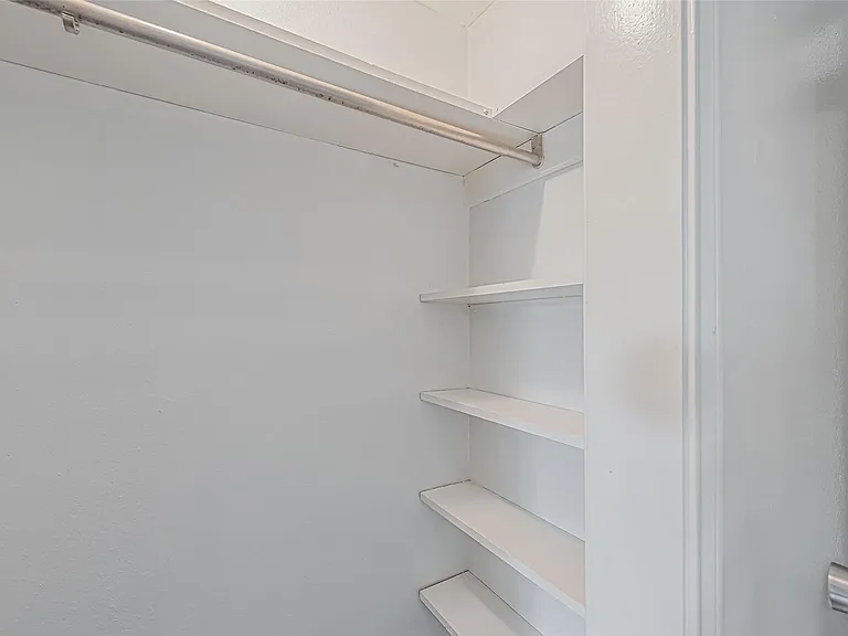 2601 Bellefontaine St #B309 — Photo 19
