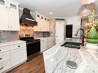 1528 Dry Ponds Rd, Granite Falls, NC 28630