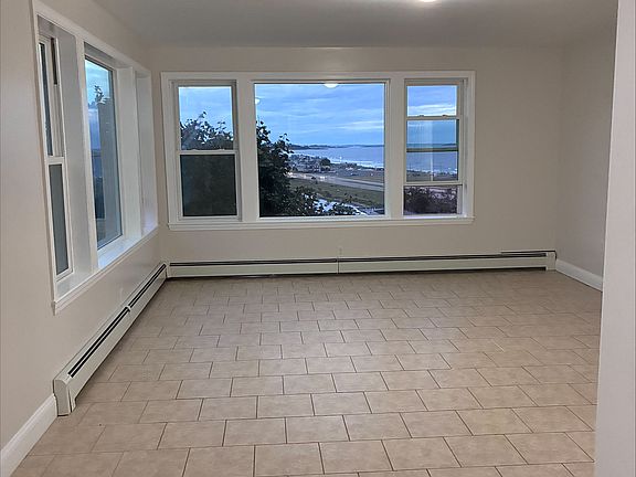 4th image of 31 A Merrill Rd #1