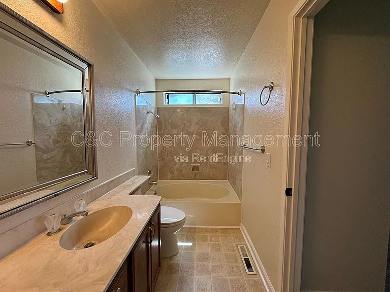 1663 Calle Ranchero — Photo 15