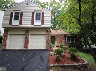 8310 Terra Grande Ave, Springfield, VA 22153
