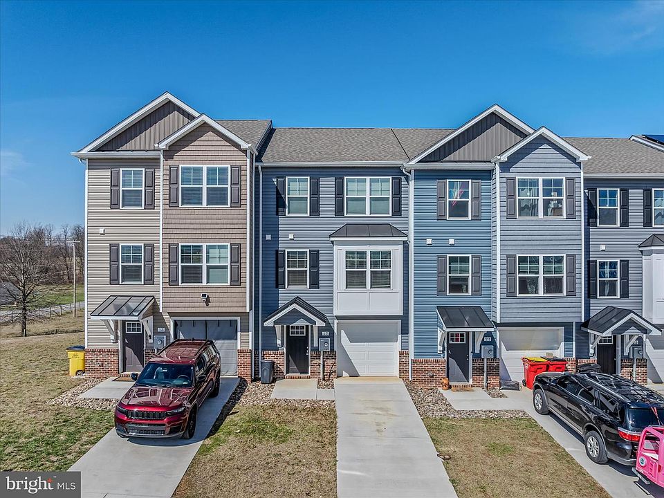 1st image of 17 Olga Dr