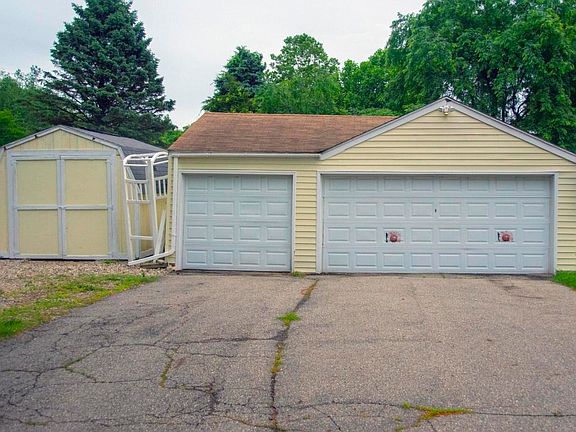 4th image of 4188 N 26th St