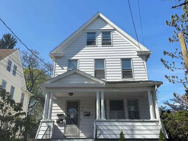 50 Young St #3 — Photo 1