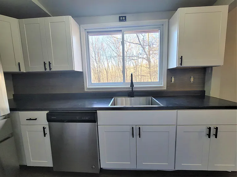 147 Winding Way — Photo 13