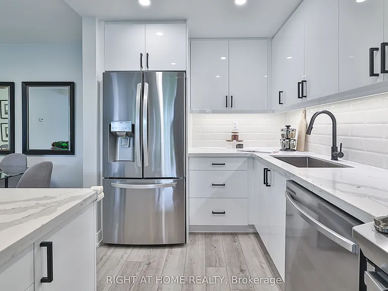 1338 York Mills Rd #309 — Photo 19