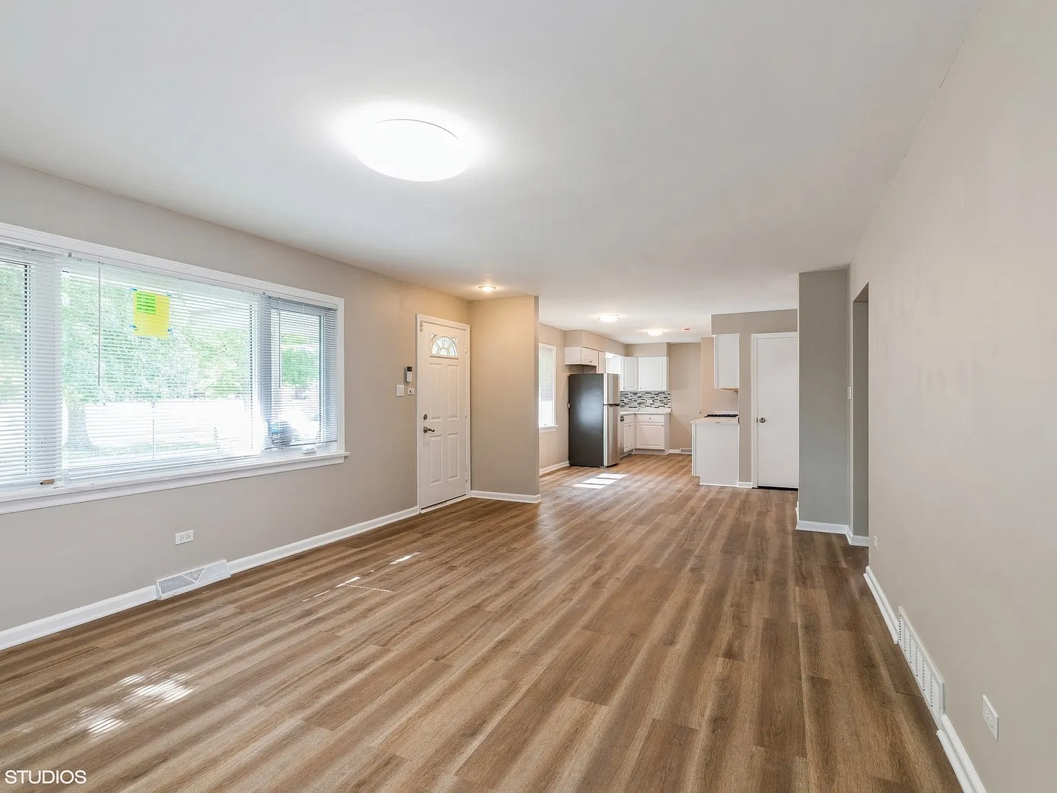 18379 Glen Oak (3) — Photo 2