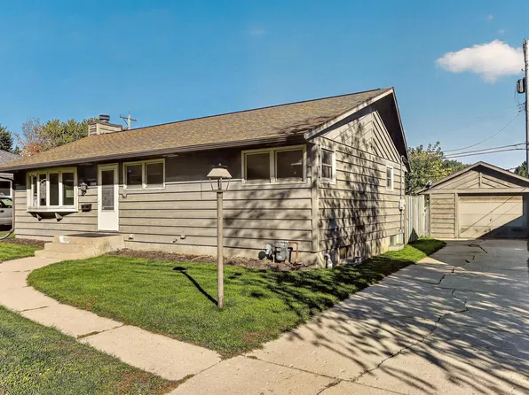 1809 26th St NW, Rochester, MN 55901