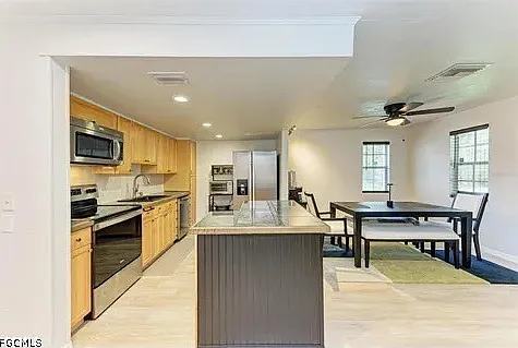 11710 North Dr — Photo 10