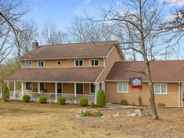 819 Brookhollow Ln, Chattanooga, TN 37421