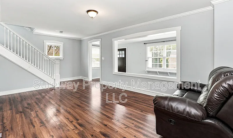 3 bed, 2.5 bath, 2000 sqft, $4,250 — Photo 3