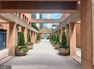 4801 Hampden Ln APT 802, Bethesda, MD 20814
