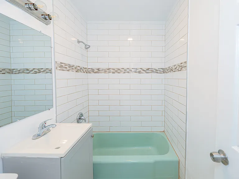 Interior_938NorthernDr_LP_25_11142025