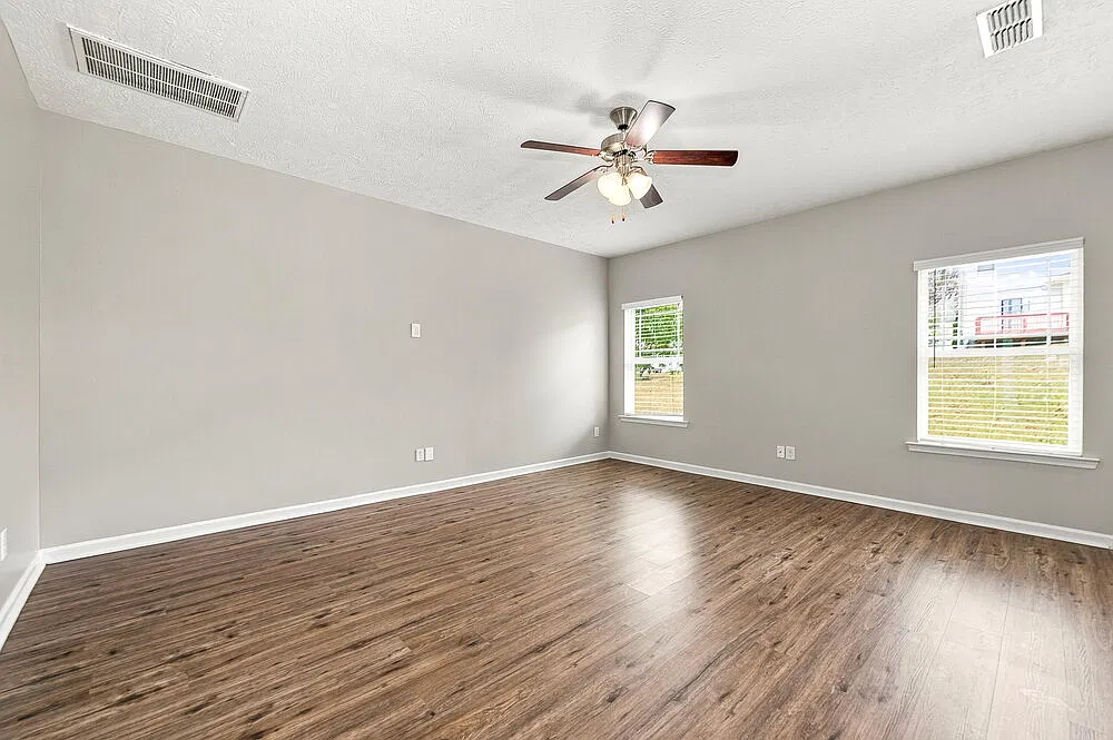3 bed, 2.5 bath, 1764 sqft, $2,425 — Photo 4