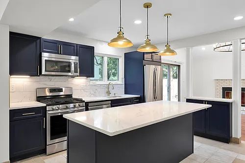 19 Pierson Dr Photo 1
