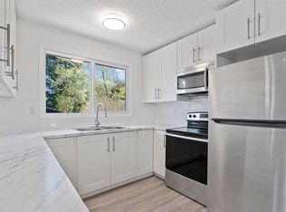 1021 Haythorne Rd, Strathcona County, AB T8A1B4