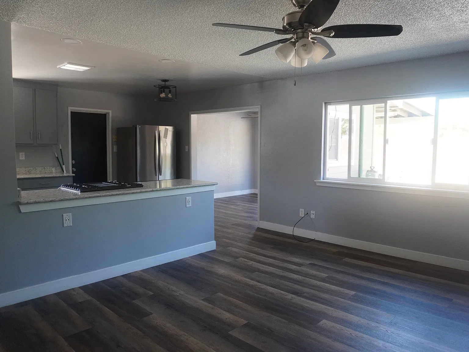 943 Avocado Dr — Photo 4