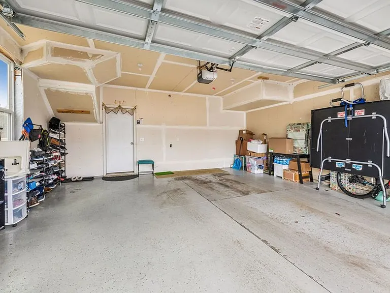 573 Satori Way — Photo 28
