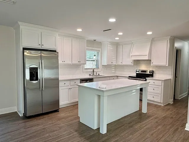 90 Windham Ct — Photo 4