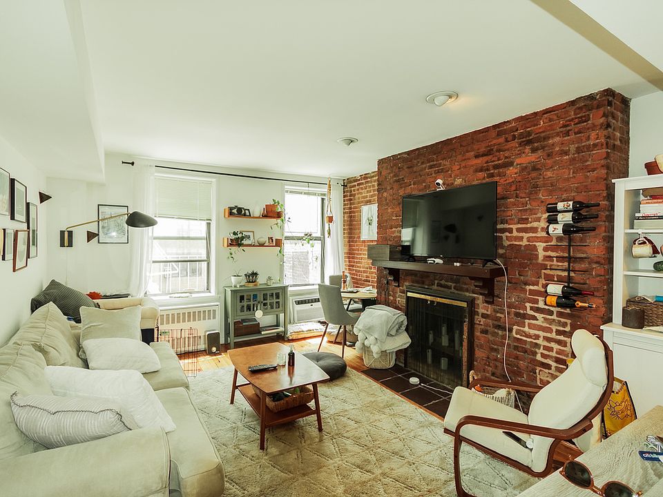 1st image of 146 E 39th St #4CC