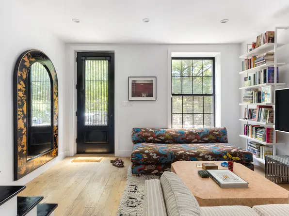 163a Hull Street image 1 of 13