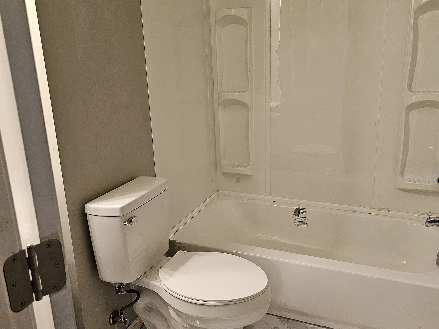 3 bed, 1408 sqft, $1,495 — Photo 4