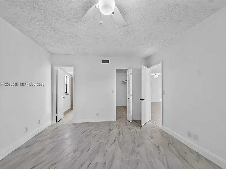 11358 Taft St #11358 — Photo 17