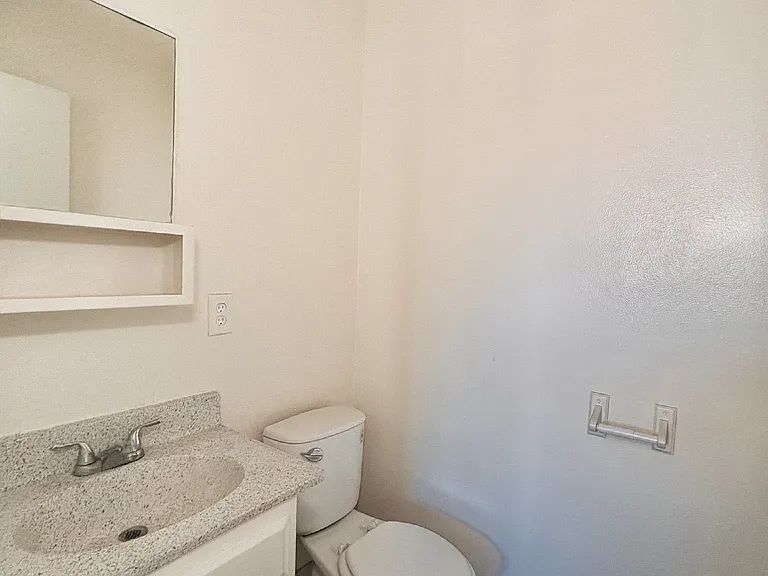 11023 California Ave #K — Photo 2