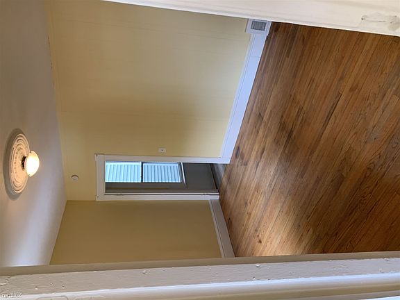 6CEA75C1-BD23-4770-91A4-0408DEDB6CA6