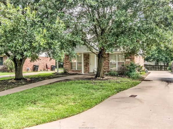2411 Pintail Loop, College Station, TX 77845
