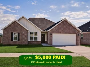 951 Sugar Loaf St, Prairie Grove, AR 72753