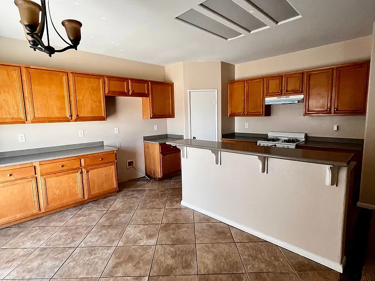 13809 Buttermilk Rd — Photo 4