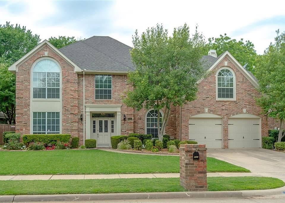 1st image of 4121 Crescent Dr