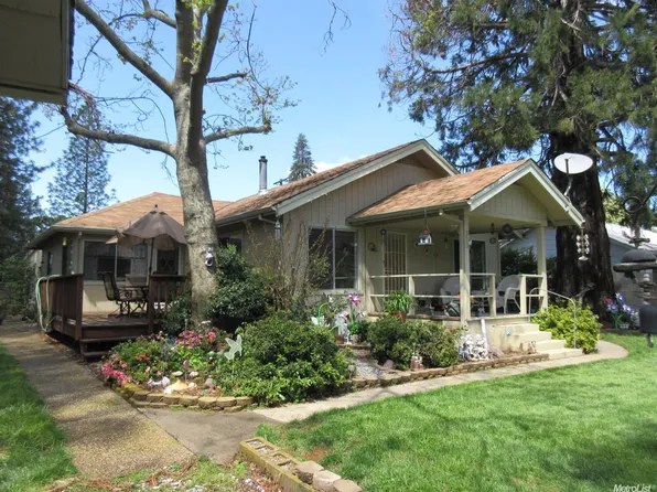 323 Highway 174, Colfax, CA 95713