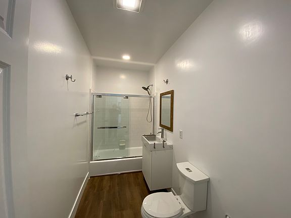 3rd image of 155 W Santa Clara St APT 305