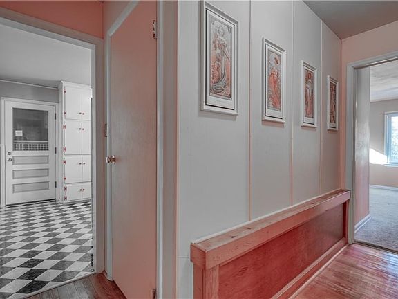 3rd image of 4208 W 55th St