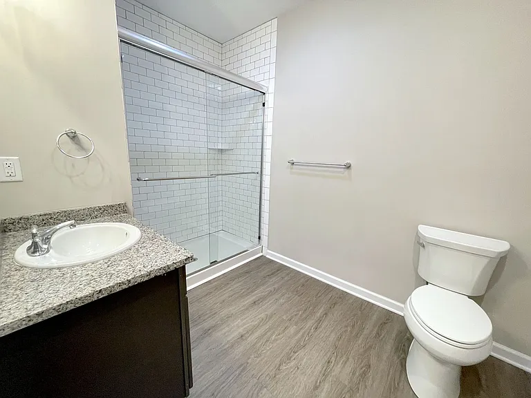 Orchard Grove Apartments — Photo 18