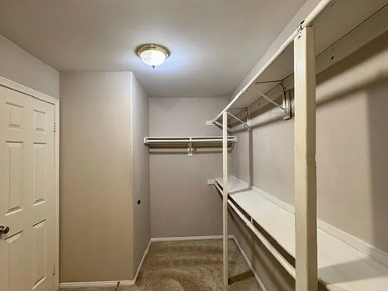 30906 Crystalaire Dr — Photo 41