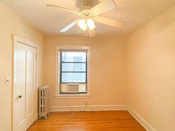 2nd image of 516 W Cornelia Ave #N8jdd14sw