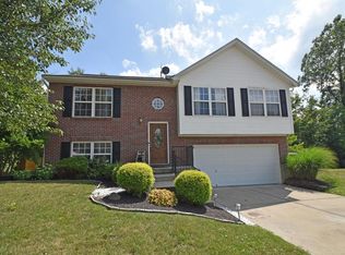 5 Osprey Ct, Amelia, OH 45102