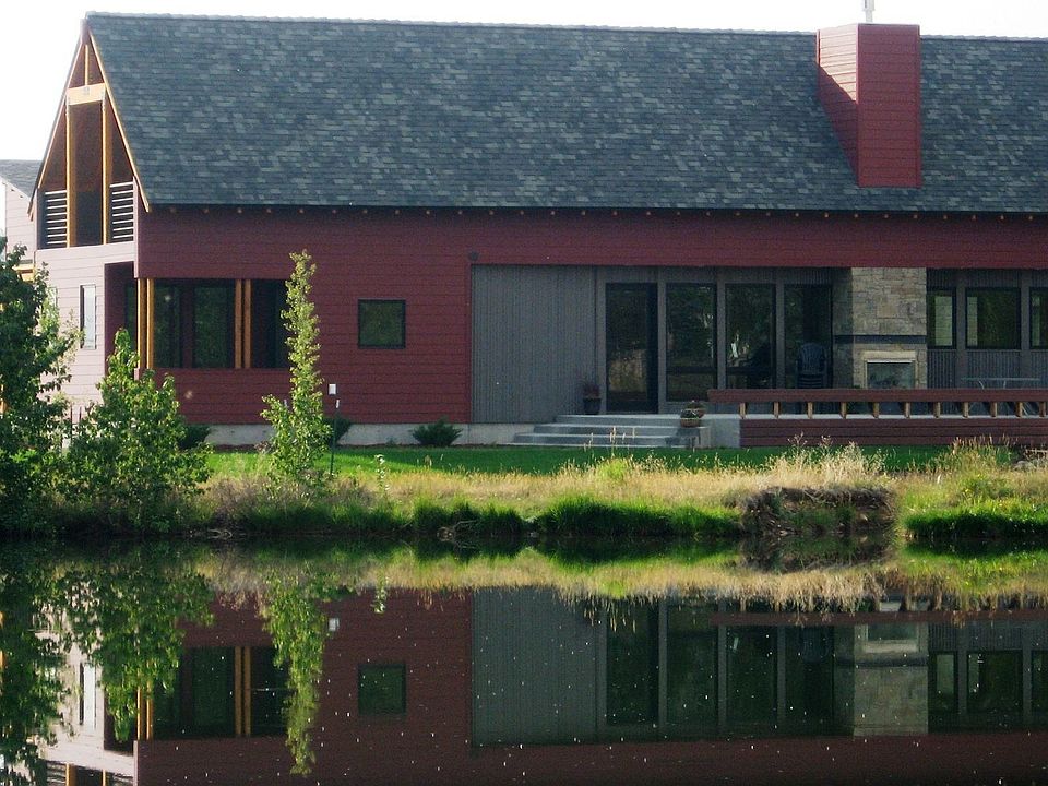 Pond side location