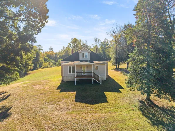 1697 S Amherst Hwy, Amherst, VA 24521