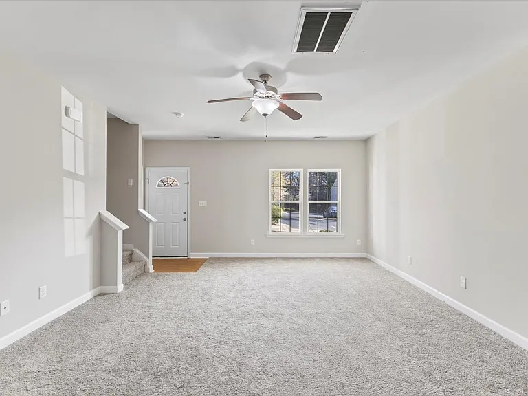 3526 Aldie Ct — Photo 9
