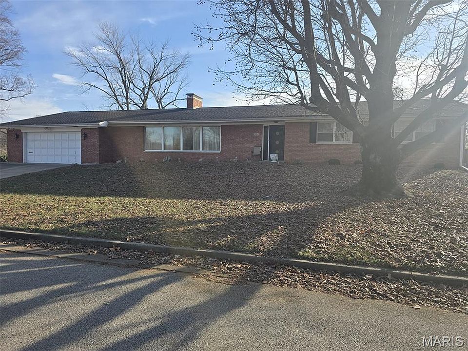 1st image of 14 Calhoun Ln