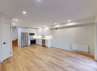 238 Jane St #302, Toronto, ON M6S 3Z1